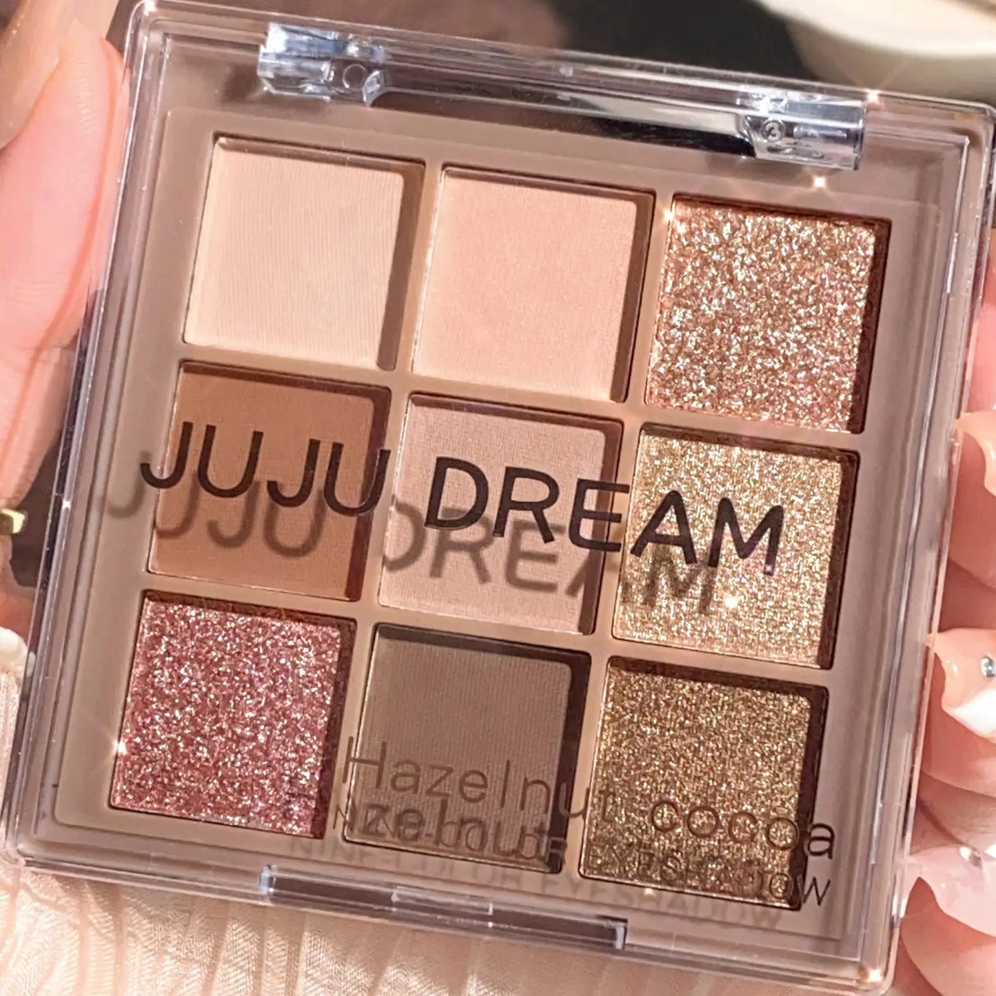 Paleta de Sombras Efeito Matte Cintilante e Aveludado