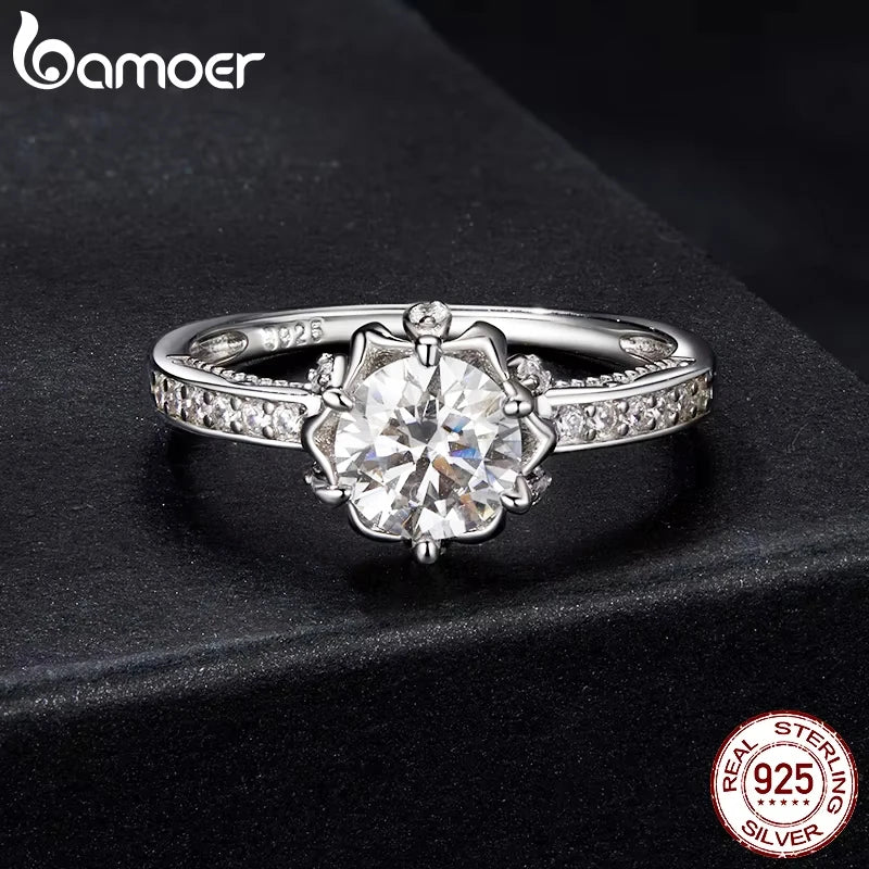 Anel Moissanite Diamante Solitaire de Prata Esterlina