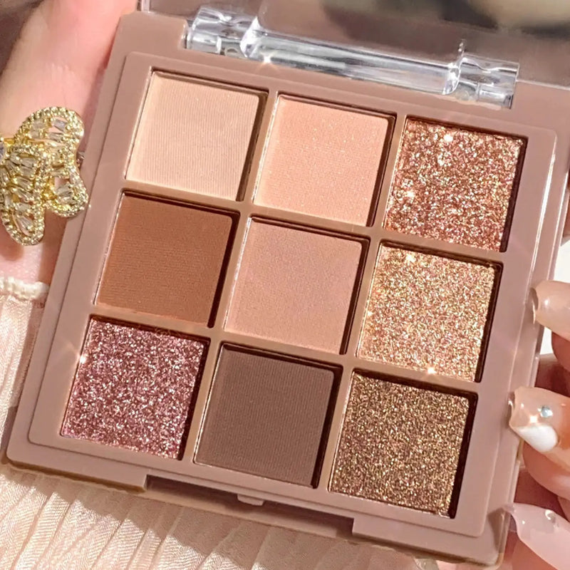 Paleta de Sombras Efeito Matte Cintilante e Aveludado