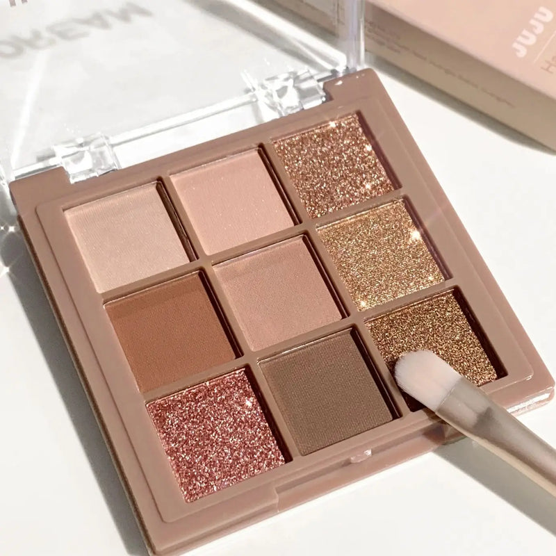 Paleta de Sombras Efeito Matte Cintilante e Aveludado